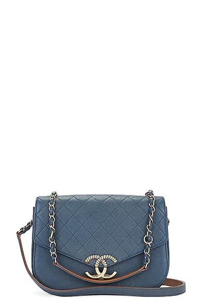 Pre-owned Chanel Caviar Matelasse Chain Shoulder Bag In Blue