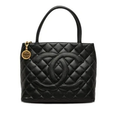 Pre-owned Chanel Caviar Medallion Calfskin Tote In Black