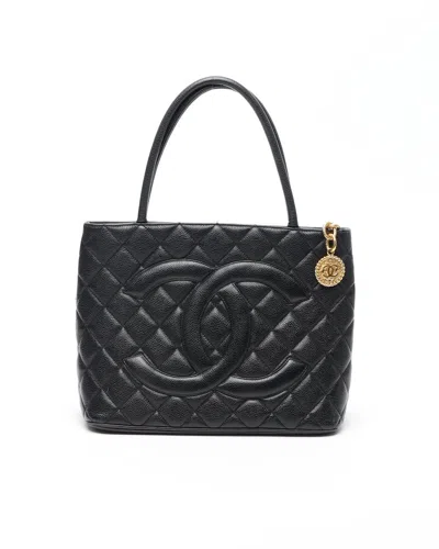 Pre-owned Chanel Caviar Medallion Tote Bag In Black