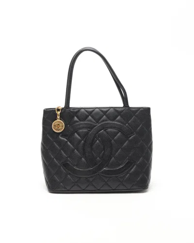 Pre-owned Chanel Caviar Medallion Tote Bag In Black