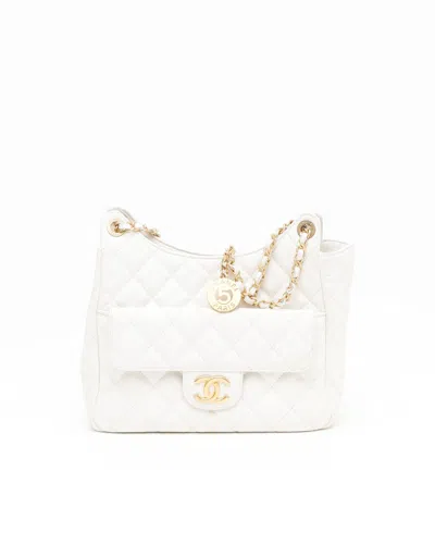 Pre-owned Chanel Caviar Medium Wavy Cc Bag