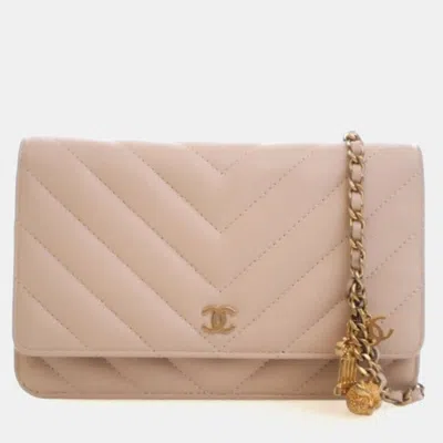 Pre-owned Chanel Caviar Paris-athens Wallet On Chain (woc) In Sand