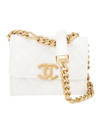Pre-owned Chanel Caviar Quilted Bracelet On Chain Clutch In White