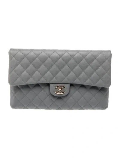 Pre-owned Chanel Caviar Quilted Flap Clutch In Gray