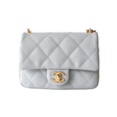 Pre-owned Chanel Caviar Quilted Mini Sweetheart Flap Bag Gold Hardware Light Grey