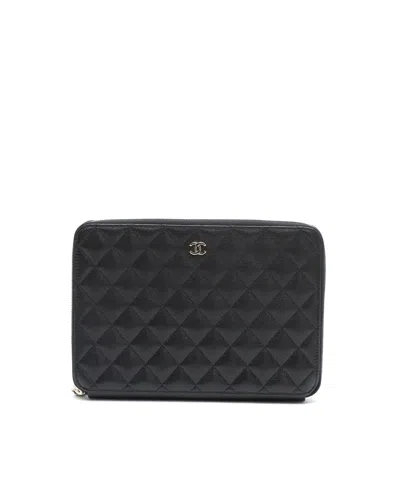 Chanel Caviar Round Zip Organizer In Black