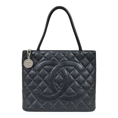 Pre-owned Chanel Caviar Skin Caviar Leather Tote Bag () In Black