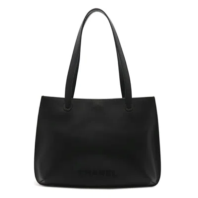 Pre-owned Chanel Caviar Skin Logo Tote Bag In Black