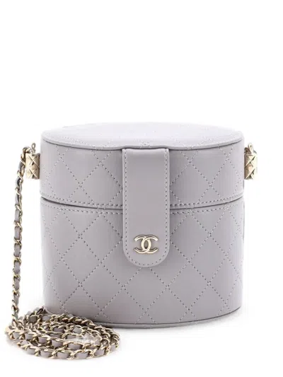 Pre-owned Chanel Cc Allure Vanity Case With Chain Quilted Lambskin Small Crossbody Bag In Gray