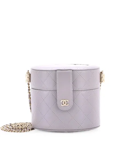 Pre-owned Chanel Cc Allure Vanity Case With Chain Quilted Lambskin Small Crossbody Bag In Gray
