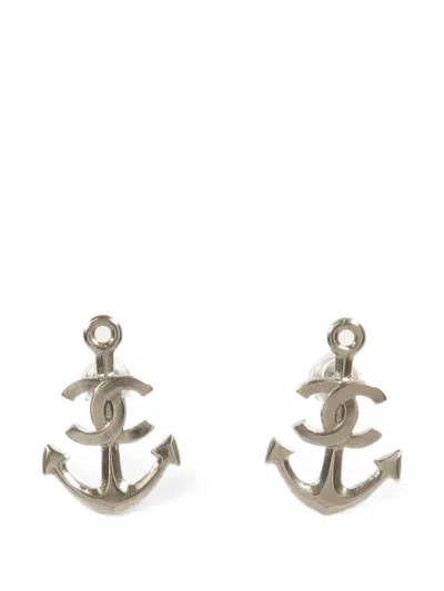 Pre-owned Chanel Cc Anchor Earrings In Silver