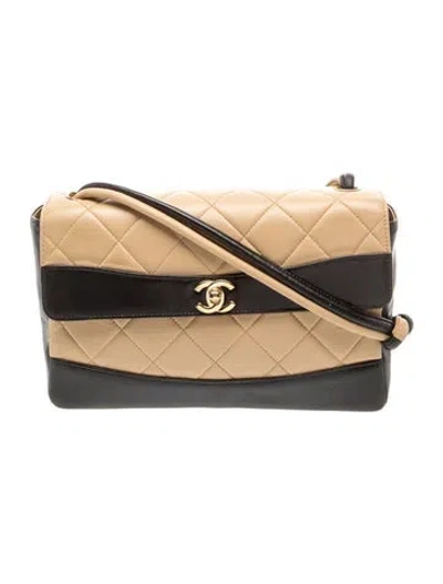 Pre-owned Chanel Cc Bicolor Flap Bag In Neutral