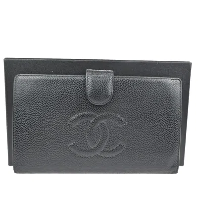 Pre-owned Chanel Cc Bifold Wallet Quilted Caviar Leather Accessory () In Black