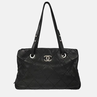 Pre-owned Chanel Cc Black Calfskin Tote Handbag
