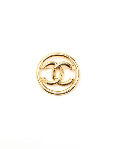 Pre-owned Chanel Cc Brooch In Gold