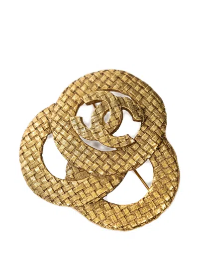 Pre-owned Chanel Cc Brooch In Gold