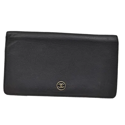 Pre-owned Chanel Cc Button Bi-fold Wallet Leather Leather Wallets Accessory () In Black