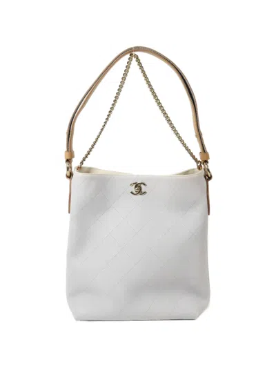 Pre-owned Chanel Cc Button Up Hobo Shoulder Bag In White