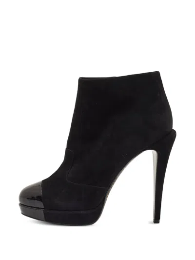 Pre-owned Chanel Cc Cap-toe Ankle Boots In Black
