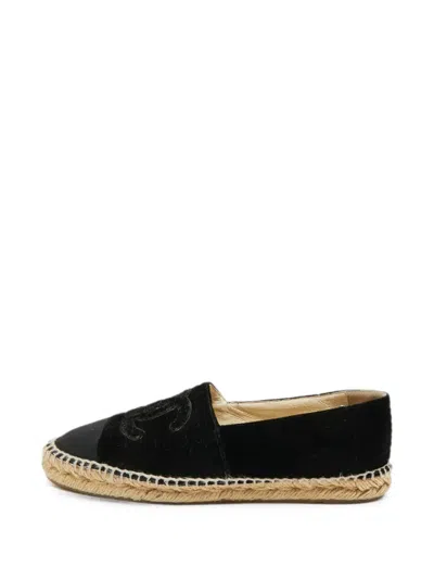 Pre-owned Chanel Cc Cap-toe Espadrilles In Black