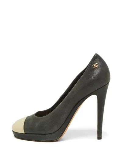 Pre-owned Chanel Cc Cap-toe Pumps In Black