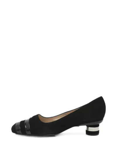 Pre-owned Chanel Cc Cap-toe Pumps In Black