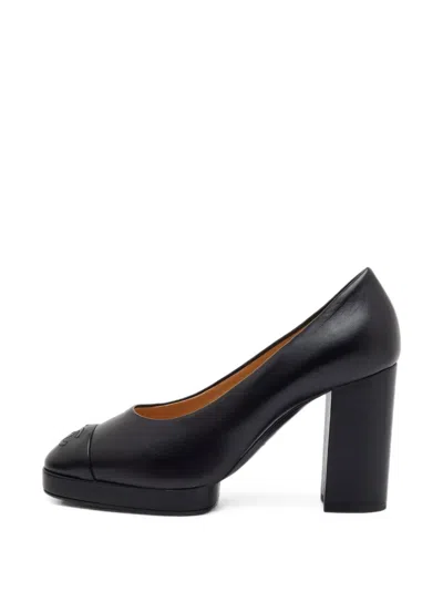 Pre-owned Chanel Cc Cap-toe Pumps In Black