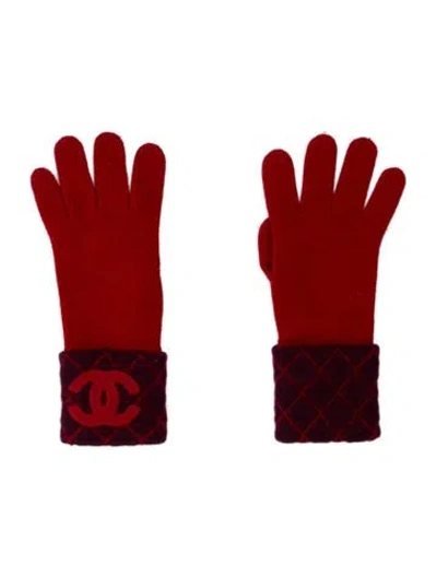 Pre-owned Chanel Cc Cashmere Gloves In Red