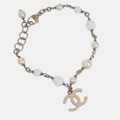 Pre-owned Chanel Cc Chain Bracelet Silver Artificial Pearl