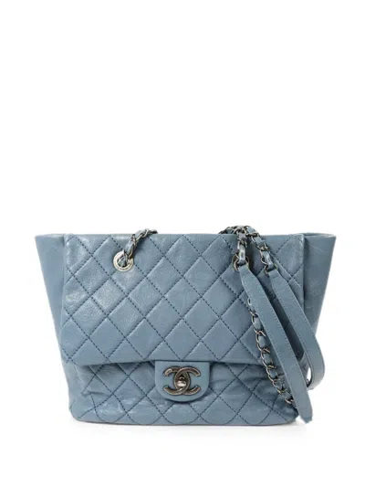 Pre-owned Chanel Cc Chain Shoulder Bag In Blue