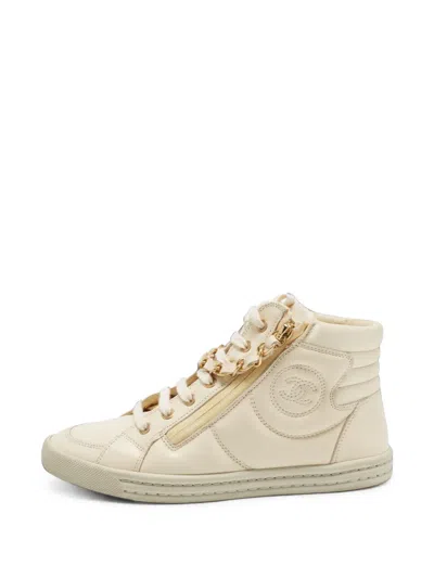 Pre-owned Chanel Cc Chain-link Sneakers In Neutrals