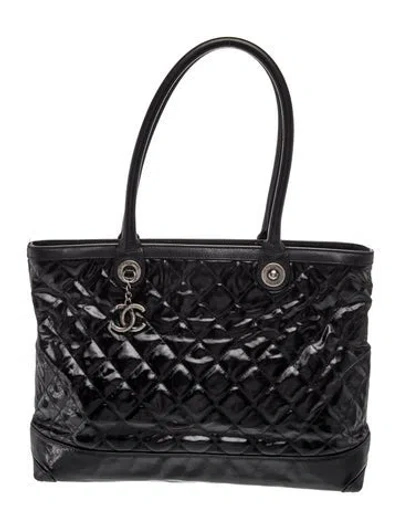 Pre-owned Chanel Cc Charm Shopping Tote In Black