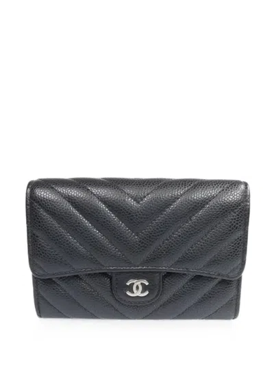 Pre-owned Chanel Cc Chevron-quilted Fold Wallet In Black