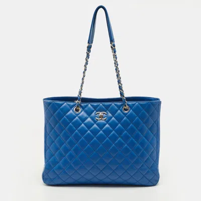 Pre-owned Chanel Cc Classic Blue Quilted Leather Shopper Tote