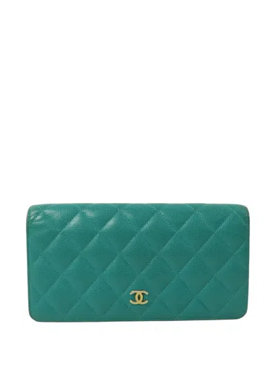 Pre-owned Chanel Cc Classic Flap Wallet In Blue