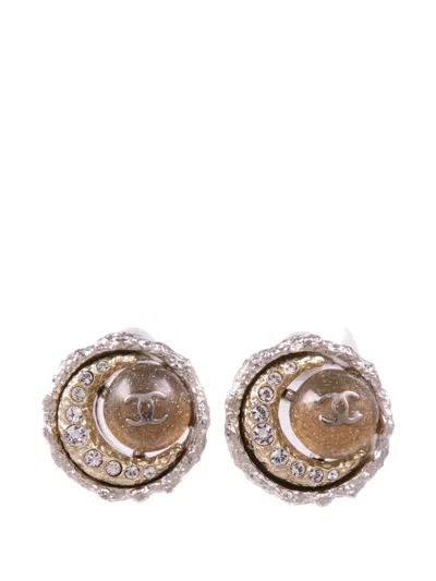 Pre-owned Chanel Cc Crescent-moon Earrings In Silver