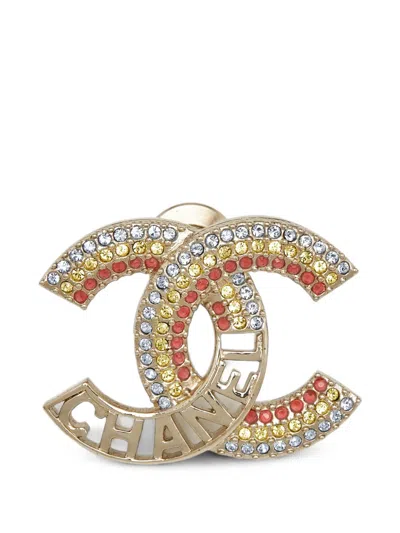 Pre-owned Chanel Cc Crystal Brooch In Gold