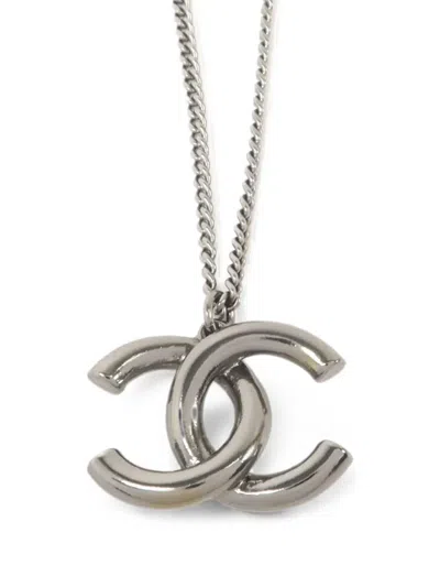Pre-owned Chanel Cc Crystal Necklace In Silver