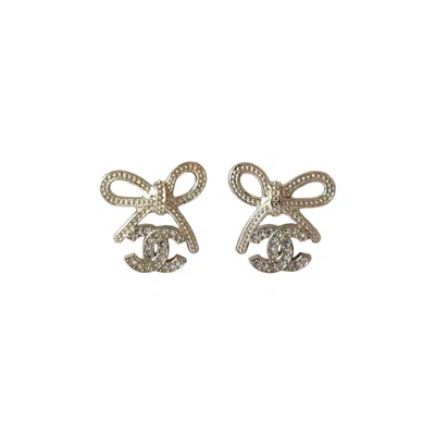Pre-owned Chanel Cc Crystal Strass Bow Stud Earrings Gold