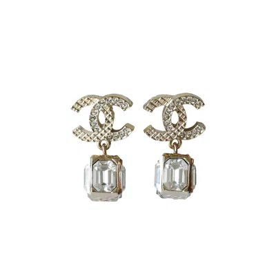 Pre-owned Chanel Cc Crystal Strass Cube Drop Stud Earrings Gold