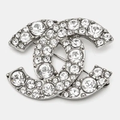 Pre-owned Chanel Cc Crystals Silver Tone Brooch