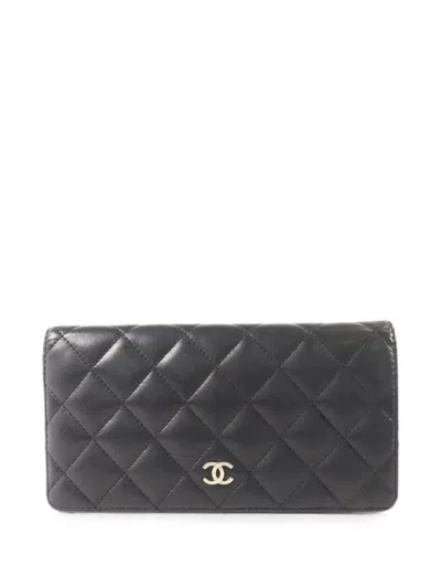 Pre-owned Chanel Cc Diamond-quilted Bifold Wallet In Black