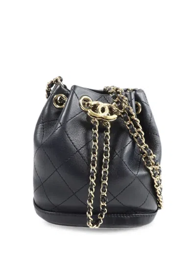 Pre-owned Chanel Cc Diamond-quilted Bucket Bag In Black
