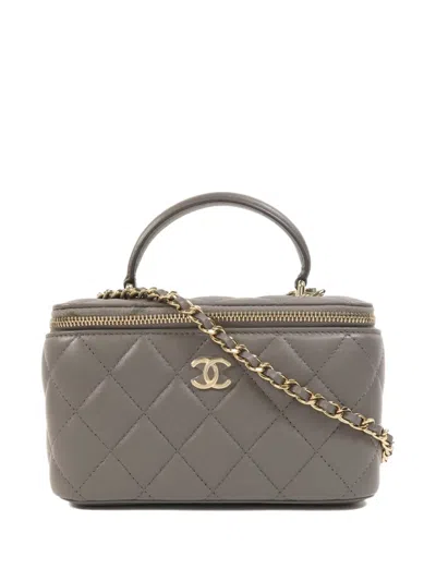 Pre-owned Chanel Cc Diamond-quilted Lambskin Tote Bag In Gray