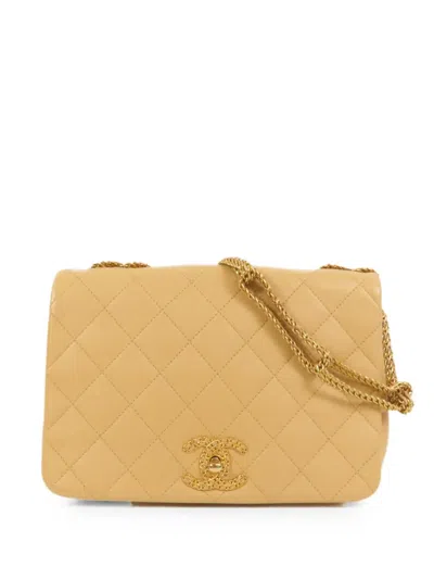 Pre-owned Chanel Cc Diamond-quilted Shoulder Bag In Neutral
