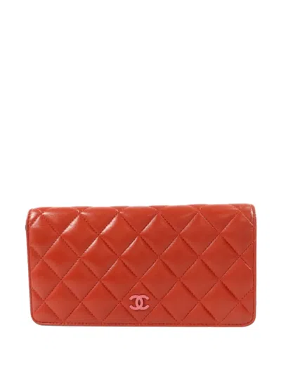 Pre-owned Chanel Cc Diamond-quilted Wallet In Red