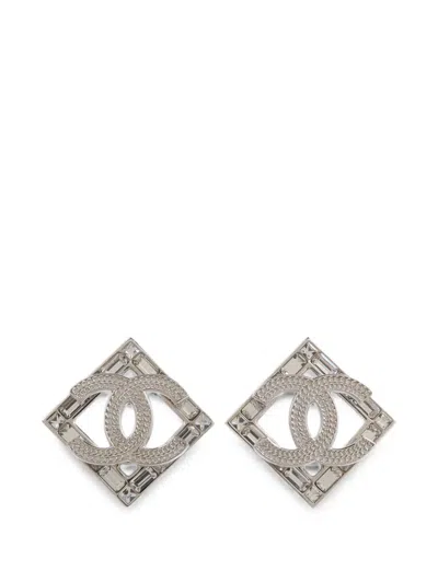 Pre-owned Chanel Cc Diamond-shaped Earrings In Silver