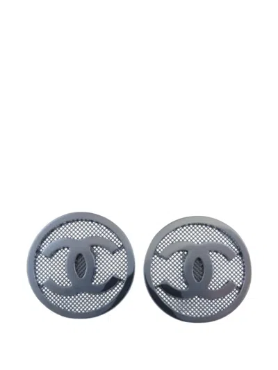 Pre-owned Chanel Cc Earrings In Black