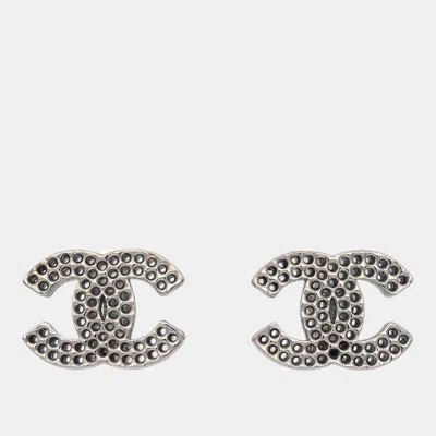 Pre-owned Chanel Cc Earrings Clip-on Silver