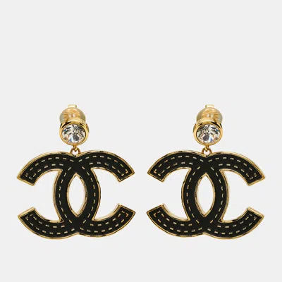 Pre-owned Chanel Cc Enamel Crystals Gold Tone Earrings